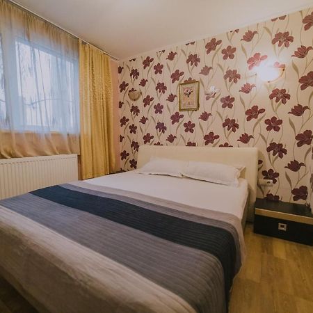 Hostel Denisa Бузэу Экстерьер фото