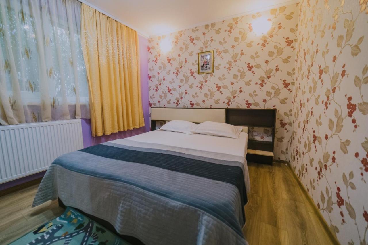 Hostel Denisa Бузэу Экстерьер фото