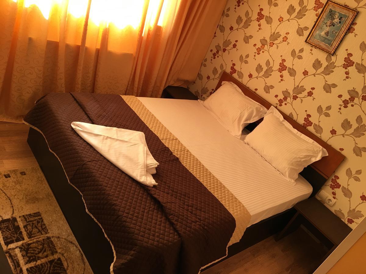 Hostel Denisa Бузэу Экстерьер фото