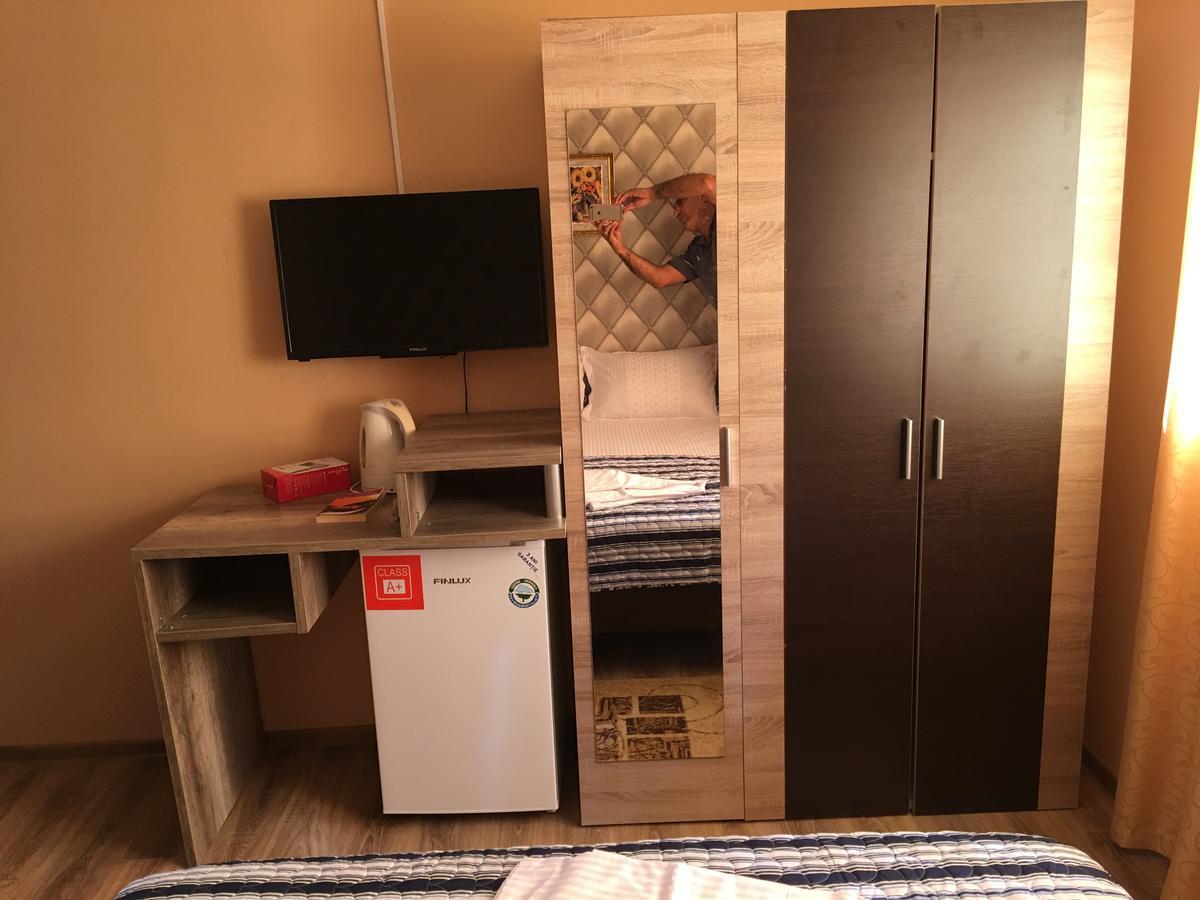 Hostel Denisa Бузэу Экстерьер фото