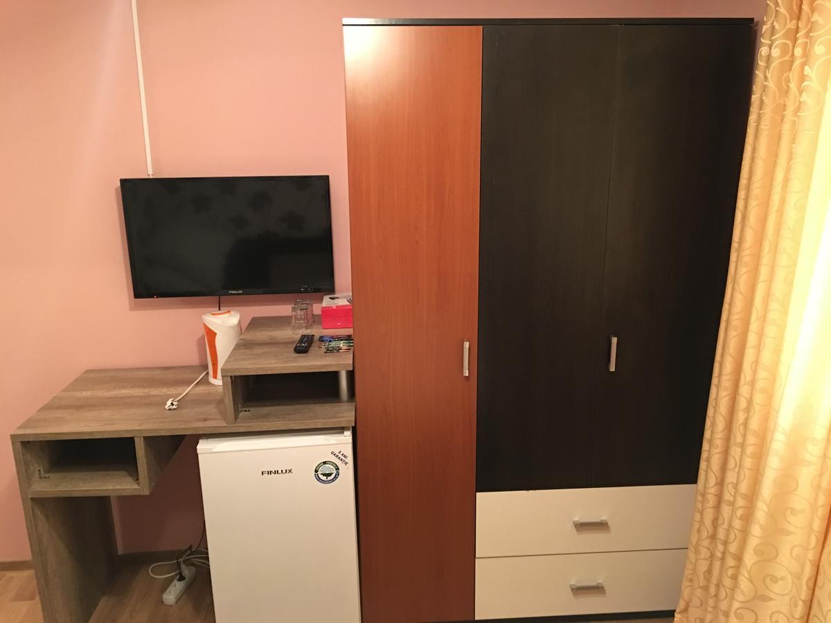 Hostel Denisa Бузэу Экстерьер фото