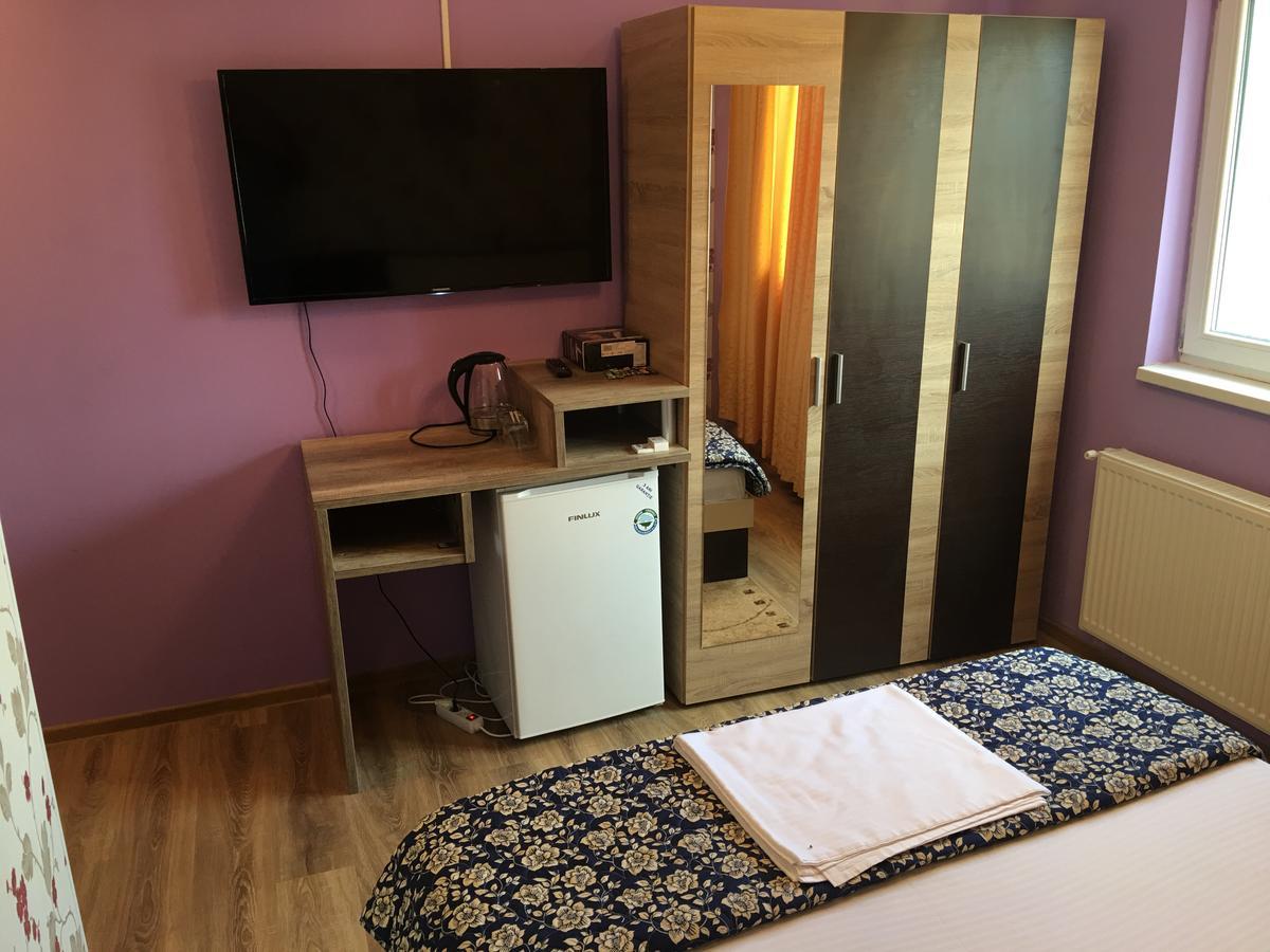 Hostel Denisa Бузэу Экстерьер фото